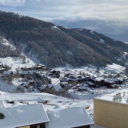 3 Pieces La Foux D Allos Vue Montagne Et Station Exterior photo